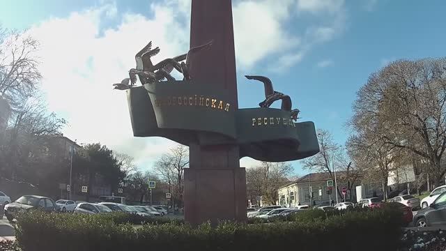 Новороссийск 🌞 Как я встретился с подписчиком из Владивостока. Прогулка по улице Советов.