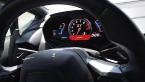 HOT GIRL LAMBORGHINI LAUNCH CONTROL REACTION !