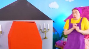 Домики Одного Цвета Челлендж с Вампиром | Смешные Челленджи от Multi DO Smile