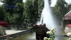The magic Fountain in the park, Slow Motion Sony HDR-XR500