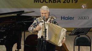 "А где мне взять такую песню" муз. Г. Пономаренко, сл. М. Агашиной - Валерий Сёмин