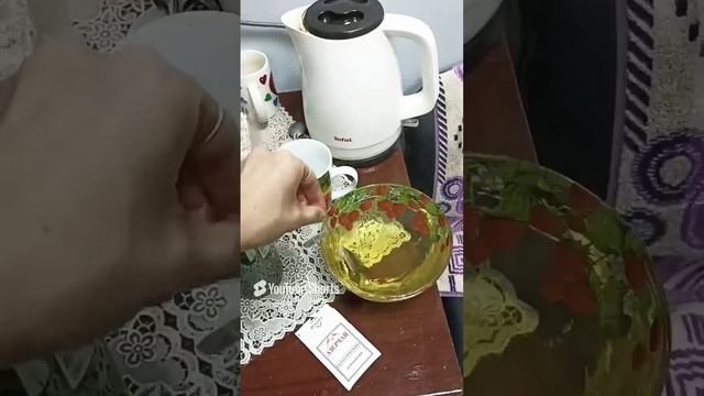 что ПЬЮТ актёры НА СЦЕНЕ