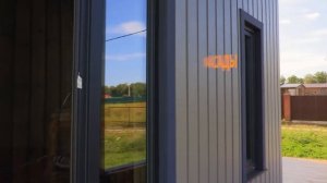 Дома прочные и хорошо сохраняющие тепло.