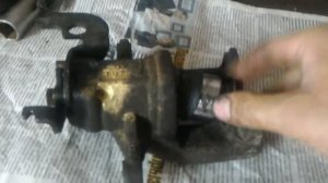 Ремонт заднего суппорта. Ford Mondeo 3 универсал. Repair of rear brake caliper Ford Mondeo lll.