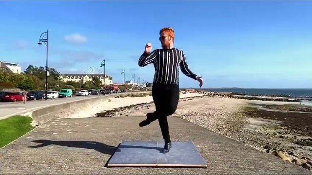 Музыка из сериала "Кухня"- Gopher Mambo.Поёт Има Сумак. смотреть онлайн