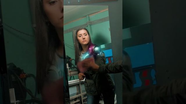 Сварщица будущего  Как вам результат? #нейросеть #РабочийКласс