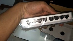 แกะกล่องรีวิว switching hub D Link des 1008a 8 Port
