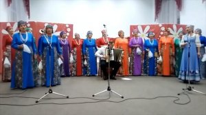 "По тропинке снежком запорошенной..."