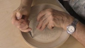 Тарелка с геометрической резьбой. Часть 2