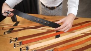 Кожаный мужской ремень черный