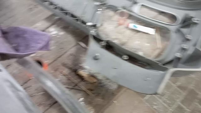 Мерседес Актрос 2641. Част 49. Пластик ремонт. смотреть онлайн