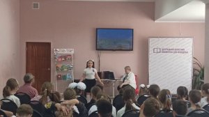 Читаем стихи о войне - Савина Кристина - Письмо папе на фронт
