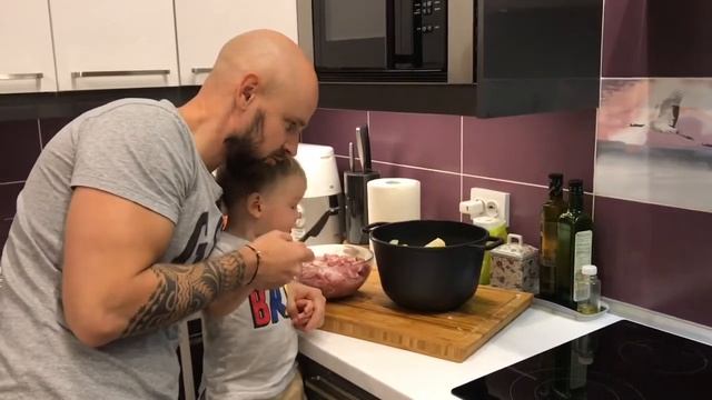 ЖАРКОЕ ИЗ КУРИЦЫ В КАЗАНЕ / ДЕТСКИЙ ОБЕД / ПАПА МОЖЕТ