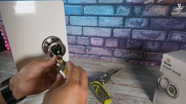 Can't Believe This is Soo Cheap - GeekTale Smart Door Knob! смотреть онлайн