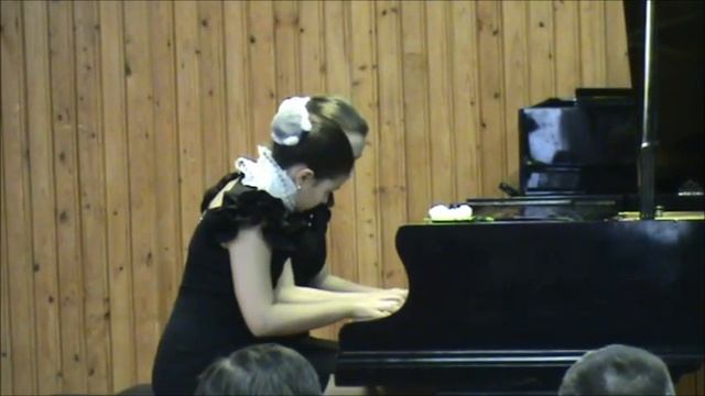 2011 г. 1 место Межзональный конкурс.Мусатова Влада и Абакумова Настя. 5 класс.
