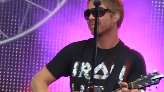 Maria Mena - 'Sorry' at Concert at Sea 2009 смотреть онлайн