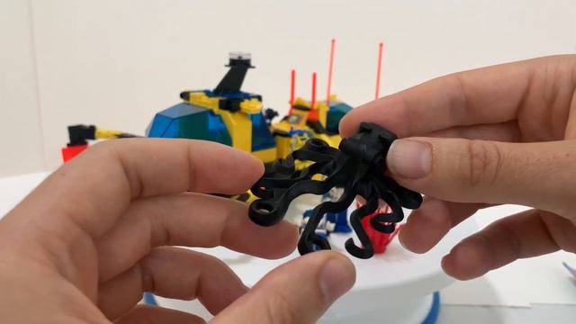 LEGO Aquazone Crystal Explorer Sub with working compass, magnets, and more! Build and review смотреть онлайн