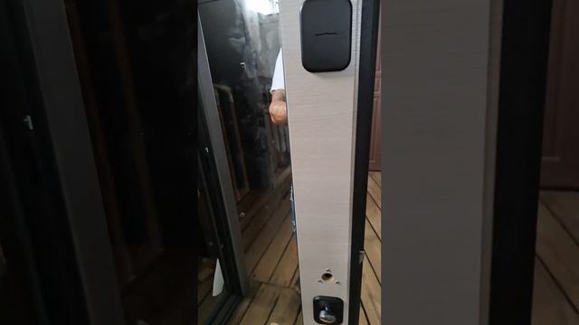 Металлическая дверь со свука изоляцией для квартиры,изготовление индивидуально.Установка.
