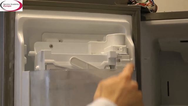 [LG Refrigerator] - How to start the ice maker смотреть онлайн