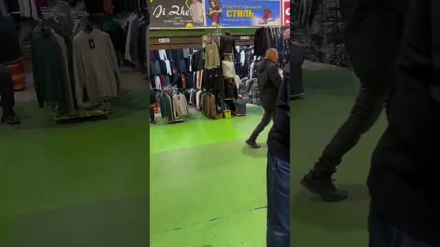 САМЫЕ МОДНЫЕ КУРТКИ 2024/2025 ТРЕНДЫ НОВИНКИ СТИЛЬНЫЕ САДОВОД ФАСОНЫмода#стиль#красота#будьвтренде#к