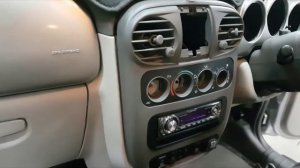 How to remove the radio from a Chrysler PT Cruiser