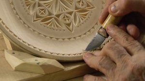 Тарелка с геометрической резьбой. Часть 7