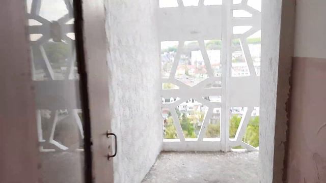 Лифты КМЗ залипайка 500 кг 1 м/с и МЛЗ залипайка 320 кг 1 м/с, в шахте лифта есть свет смотреть онлайн