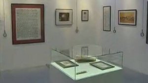 Современный музей каллиграфии открылся после летних каникул.|The Contemporary Museum of Calligraphy