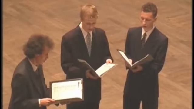 Трисвятое, автор неизвестен - Исп. семейное трио Вл. Пономарёва