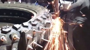 колесо мясорубка. Эндуро зимой по озеру. Шипы своими руками