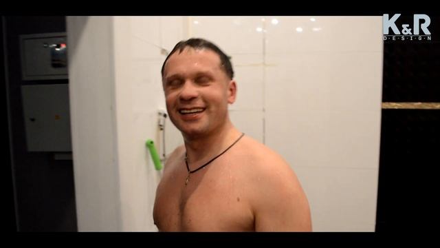 "Жизнь офисных клерков" - мировой заплыв!