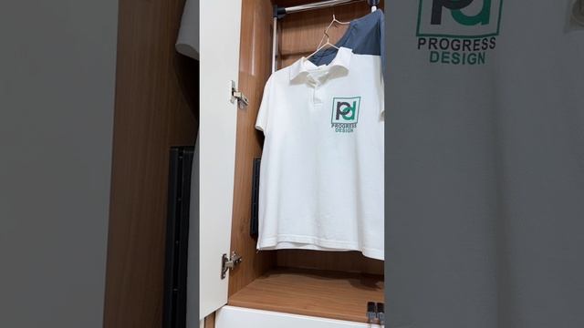 Как разместить шкаф, диван и кровать в маленькой студии?