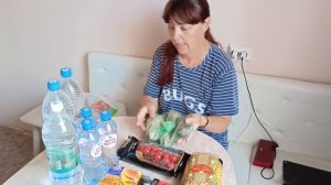 Отравились в Казани. Вместо четвертого дня путешествия по городу сняли распаковку продуктов. ВЛОГ