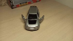 Isuzu Vehicross'1997. Модель 1-43 от Speed Wheeler