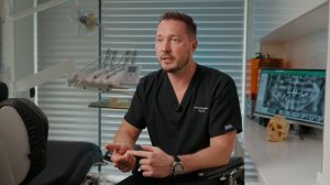 Романцов Александр Валентинович - главный врач стоматолог-ортопед, хирург, имплантолог, гнатолог