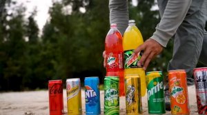 Делаем динозавра Спинозавра с Orbeez, Fanta, Sprite, Coca-Cola, Mentos и популярными газированными н