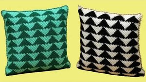 Подушка тунисским крючком с узором "Треугольники". Отделка сутажным шнуром!