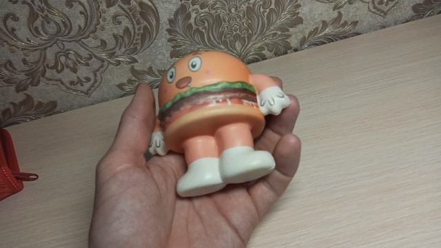 Гамбургер. Игрушка мялка антистресс. 2021
