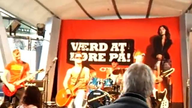 Malakai - Would You смотреть онлайн