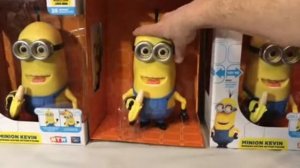 Говорящий миньон Кевин с бананом