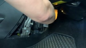 How to replace the cabin air filter on 2014 Jeep Cherokee Trailhawk