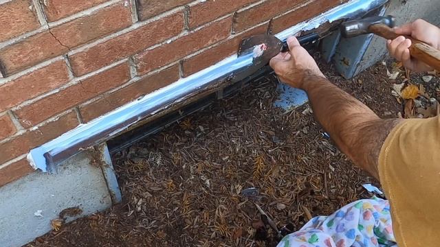 Replace Your Window Well Cover Quick and Easy смотреть онлайн