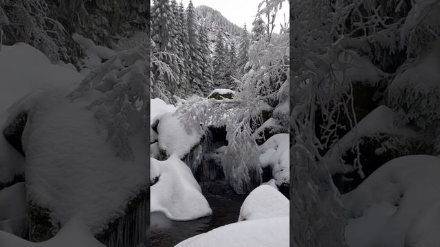 Водопад в Сибири