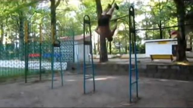 Школа Молодого Бойца :))) смотреть онлайн