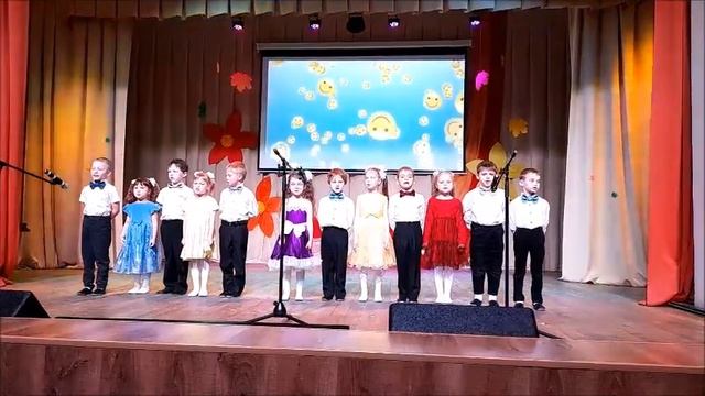 ПЕСНЯ "ДЕДУШКИ И БАБУШКИ" смотреть онлайн