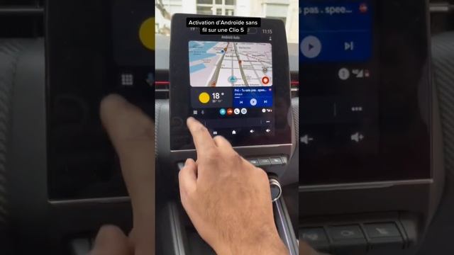 Androïde auto sans fil d’origine sur Clio 5 Captur 2 et Arkana смотреть онлайн