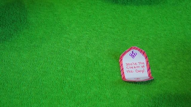 ПИКМИ ПОПС ОРИГИНАЛ против БУМАЖНОГО Pickme Pops Surprise смотреть онлайн