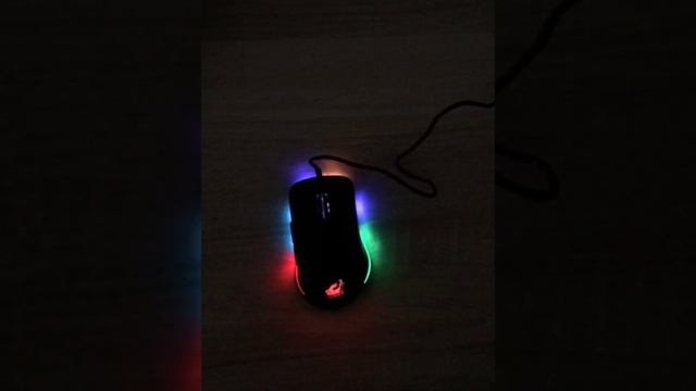 Игровая проводная мышь FREE WOLF модель V6 смотреть онлайн