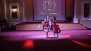 Дуэт Хохлова Н и Карпова А русский народный танец