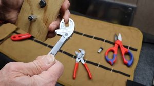 Wera Joker "Adjustable" Self-setting spanner wrench 6004-S. This thing is pretty cool and effective